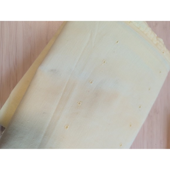 Vintage Butter Yellow Eyelet Lace Valance Curtain Panel - Picture 5 of 5